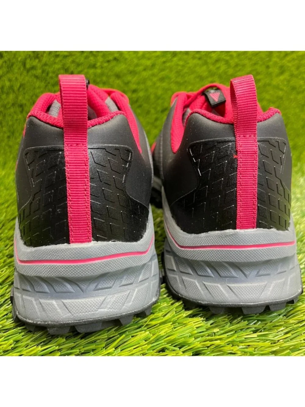 Avenger Aero Trail Womens Size 8D Gray Pink Composite Safety Toe Work Shoes